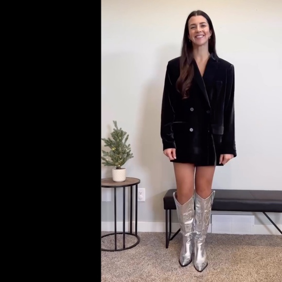 Smash + Tess Very Velvet Blazer Midnight Black Medium - Picture 6 of 12